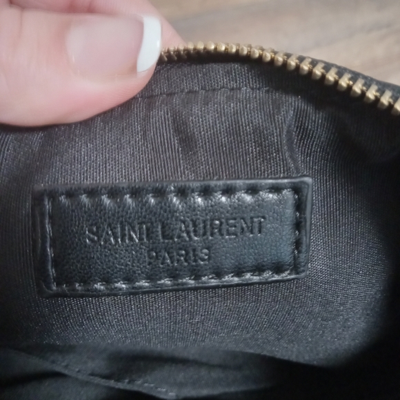 Saint Laurent Paris cosmetic bag - Picture 3 of 5